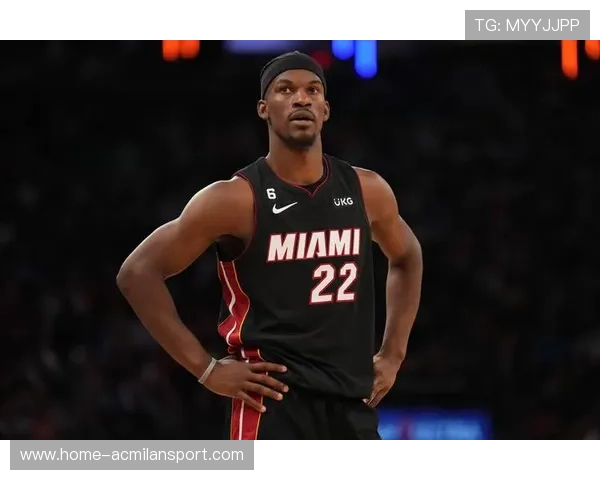 巴特勒持球突破上篮造犯规，热火在罚球线上稳住胜利