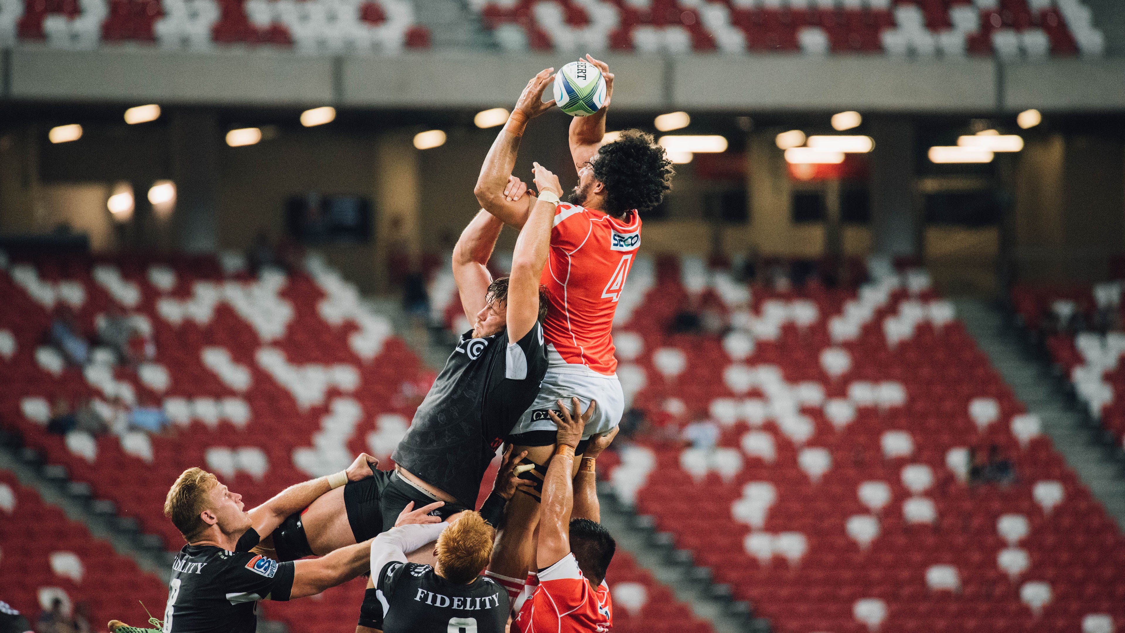 球员暑期公益训练营吸引数千名青少年参与，篮球公益项目